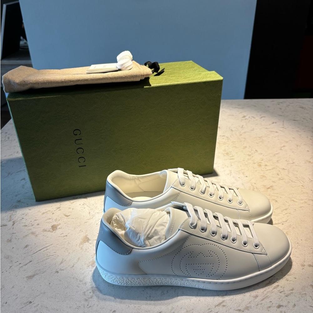 Gucci New Ace Sneaker size 8.5, Gray/White Color NWT